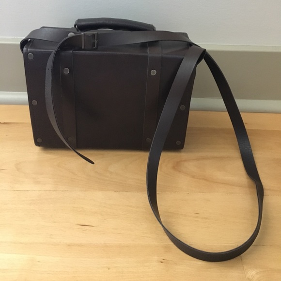 Vintage Style Brown Boxy Handbag - Picture 2 of 7